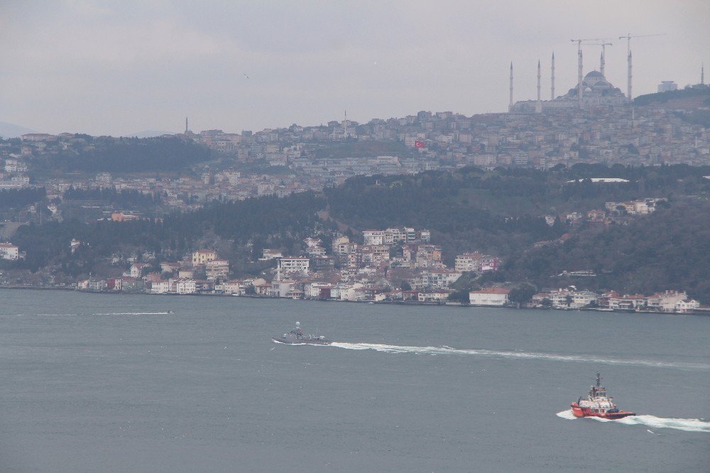 Türk Savaş Gemileri İstanbul Boğazı’nda Böyle Görüntülendi