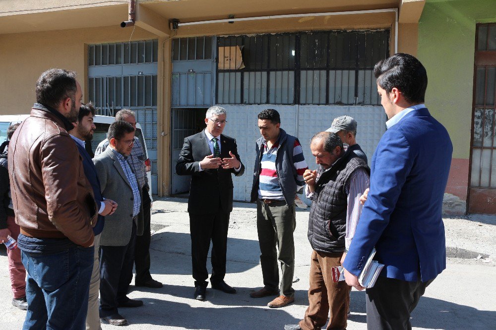 Ak Parti’li Babaoğlu Esnaflardan Referandum İçin Destek İstedi