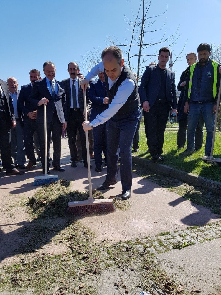 Bakan Kılıç: “Sayın Kılıçdaroğlu Rekor Kıracak”