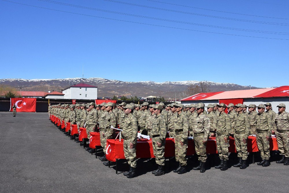 Bingöl’de 400 Güvenlik Korucusu Yemin Ederek Göreve Başladı