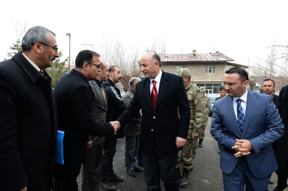 Vali Azizoğlu’ndan İlçelerde Güvenlik Toplantısı