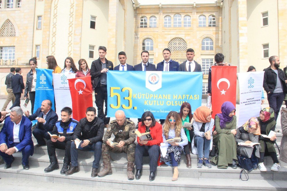 Hakkari’de Kitap Okuma Etkinliği