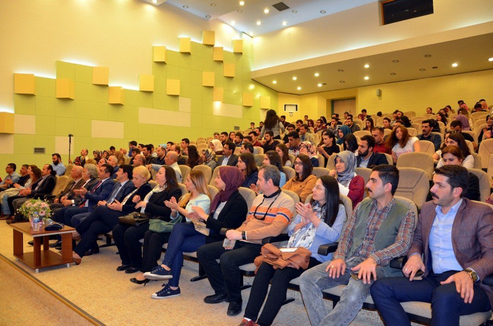 Harran Üniversitesinde ’Uygarlığın Doğduğu Toprak: Şanlıurfa" Konferansı