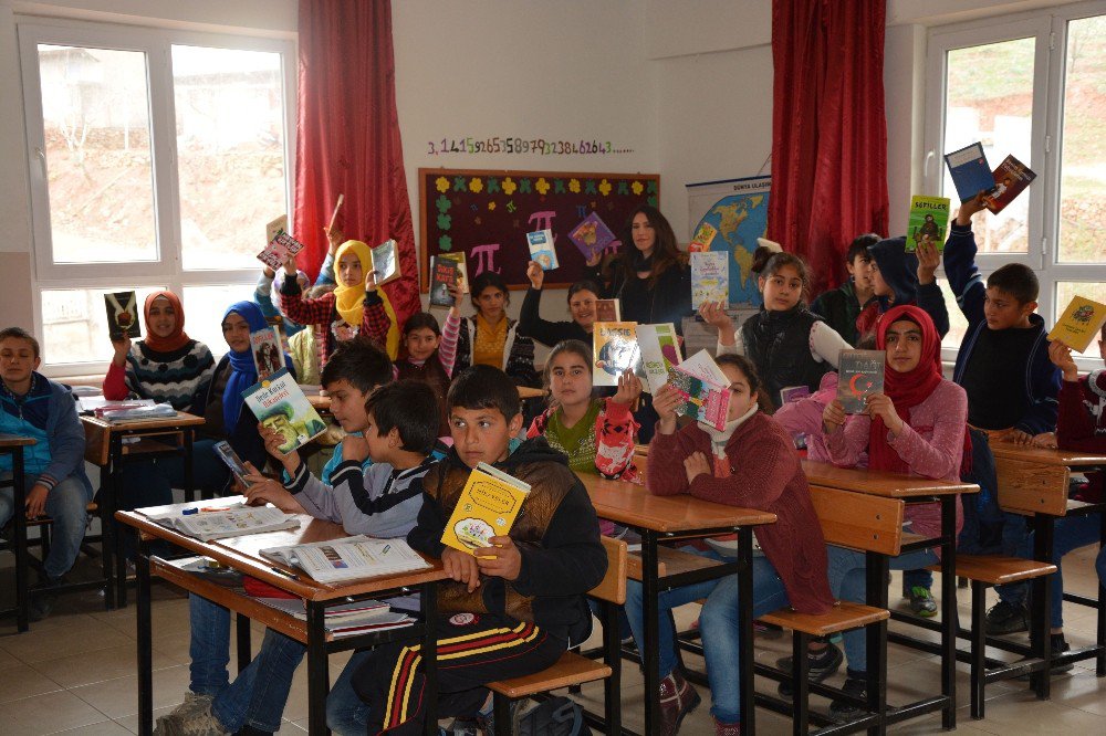 İzmir’den Kahramanmaraş’a Kitap Köprüsü