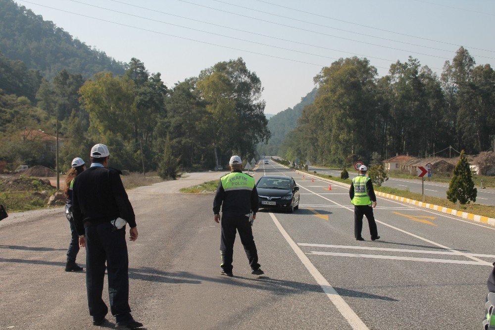 Marmaris’te Trafik Ekipleri Denetimlerini Arttırdı