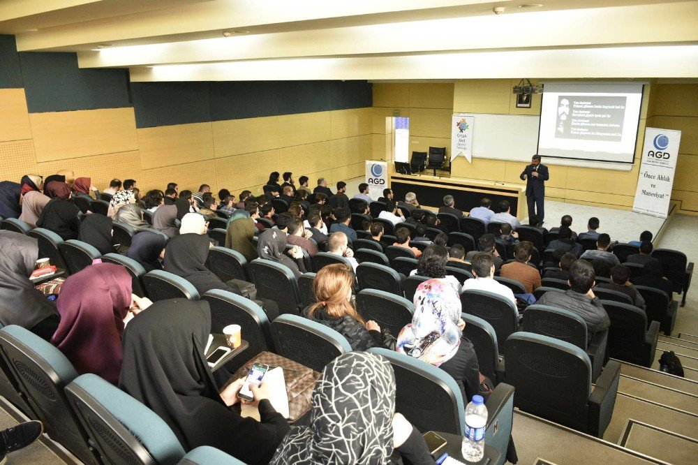 ‘Küresel Sömürü Sistemi Ve Çıkış Yolları’ Konferansı Saü’de Düzenlendi