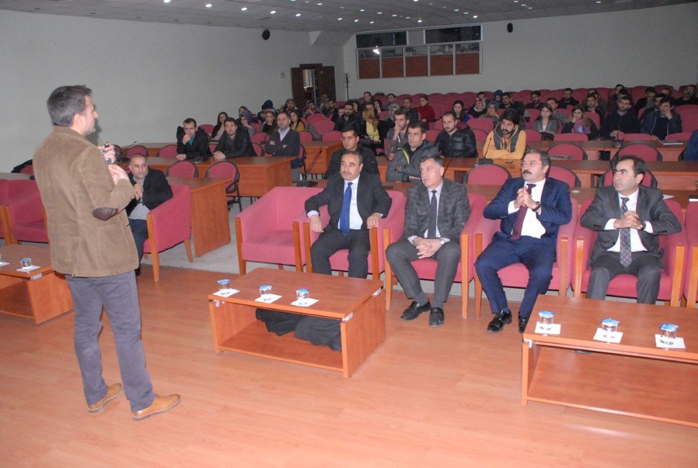 Tuşba’da “Okullarda Rehberlik Hizmetlerinin Güçlendirilmesi” Paneli