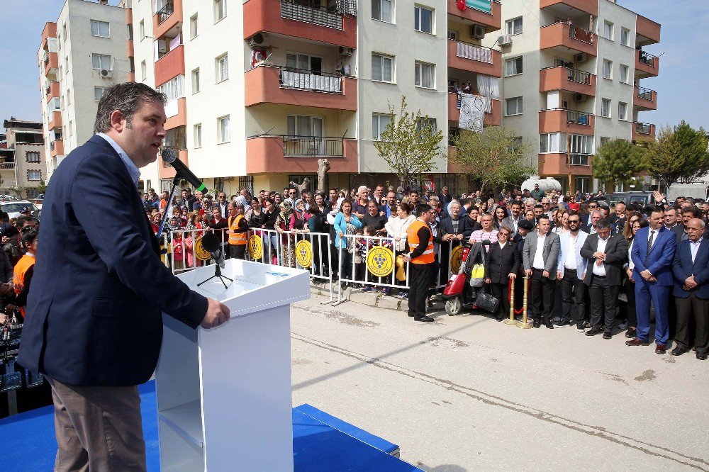 Yeşilbağlar Yeni Bir Parka Daha Kavuştu