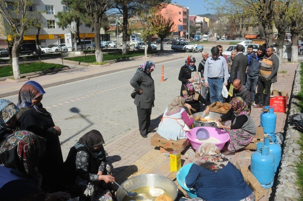 Çan Belediyesi’nden Geleneksel Gödek İkramları Devam Ediyor