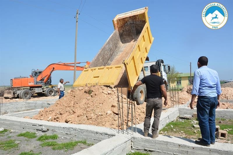 Ceylanpınar Alaca Mahallesinde Kültür Evi Çalışmalarına Başlanıldı