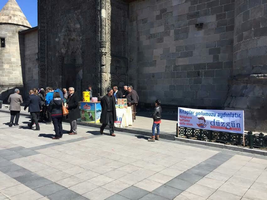 Kitap Okuma Kampanyasına Yoğun İlgi