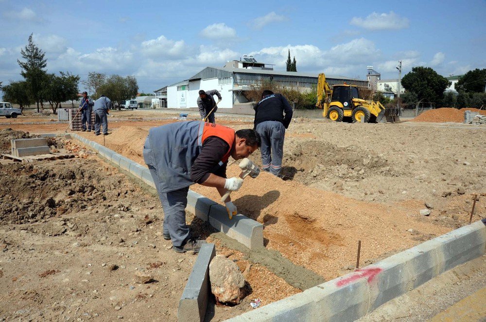 Kepez Altınova Orta Mahallesi’ne Yeni Park