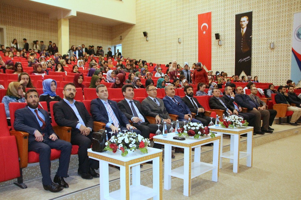 Kilis’te "Hoca Ahmet Yesevi’yi Anlamak Konferansı"