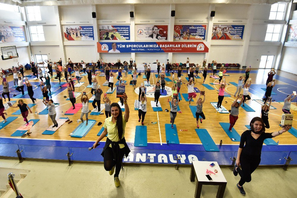 Muratpaşa’da ‘Kitabını Kap Spora Gel’ Dönemi