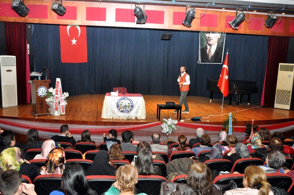 Sinan Yağmur, Yunus Emre Gibi Yaşamayı Anlattı