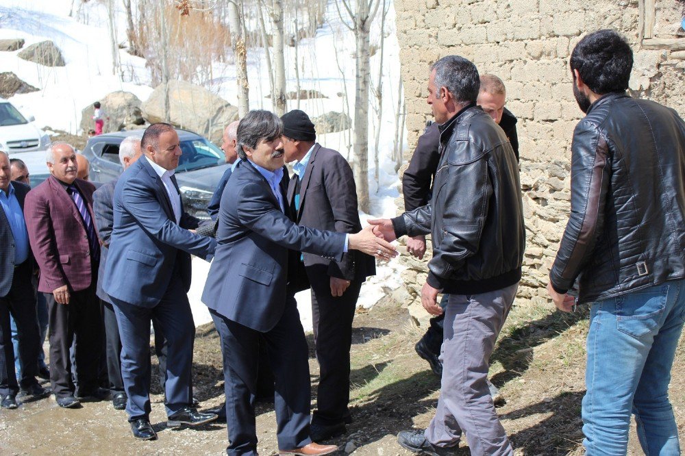 Başkan Fırat: “Hakkari’de Ciddi Oranda ‘Evet’ Çıkartacağız”