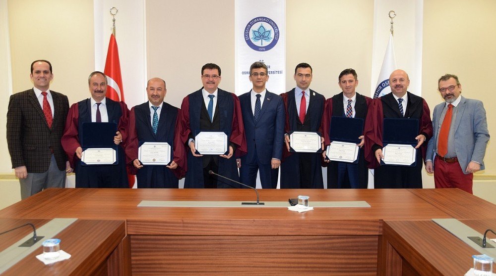 Eskişehir Milli Eğitim Müdürleri Esogü’de Mezuniyet Cübbesi Giydi