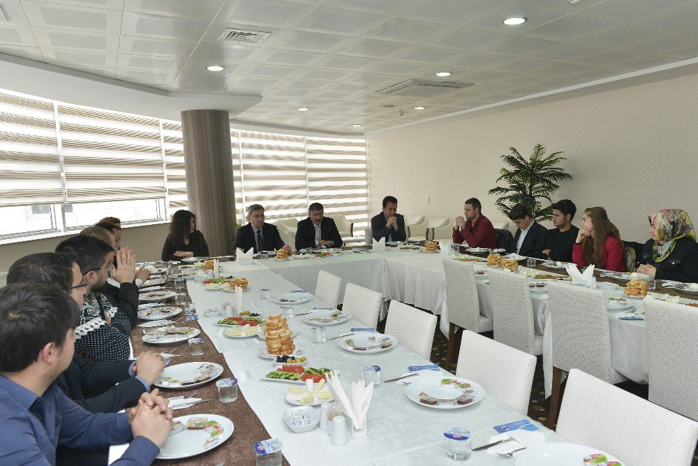 Öğrenci Topluluklarının Başkanları Bir Araya Geldi