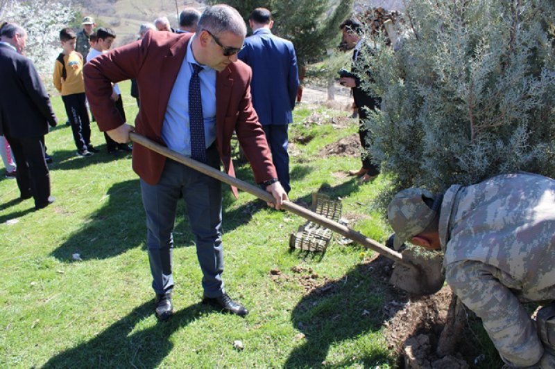 Kofçaz’da Fidanlar Toprakla Buluştu