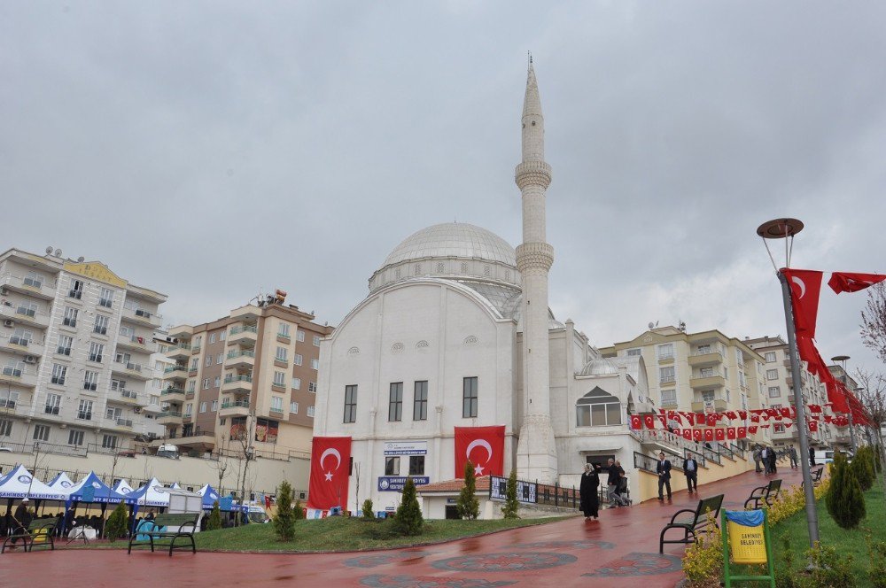 Yeditepe Sosyal Tesisi Ve Dr. Oya-lütfü Büyükuncu Cami Açılışı Gerçekleşti