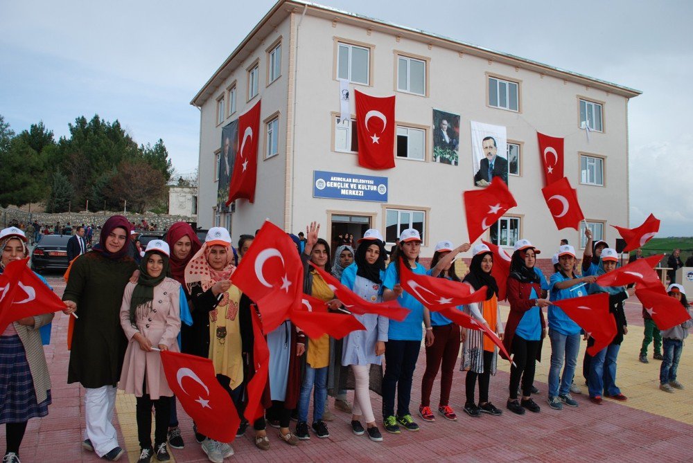 Akıncılar Beldesinde Gençlik Ve Kültür Merkezi Açıldı