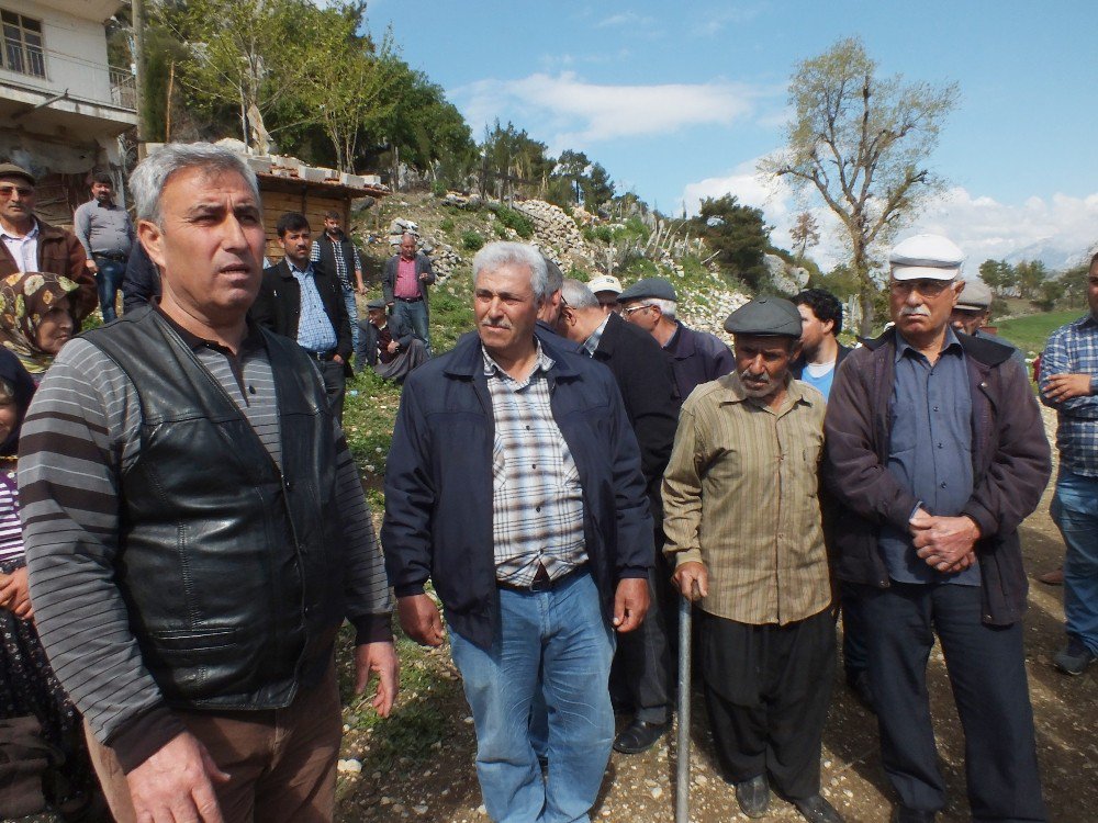 Köylülerin Taş Ocağı Tepkisi