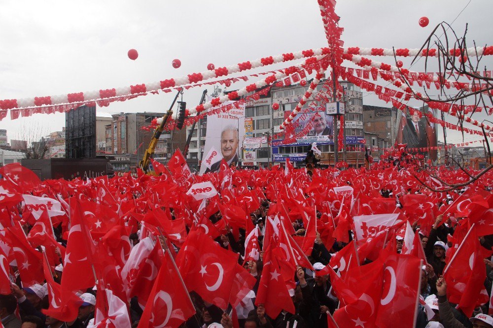 Başbakan Yıldırım: "Terörün Efendilerinin Kandil’ini Mutlaka Söndüreceğiz"