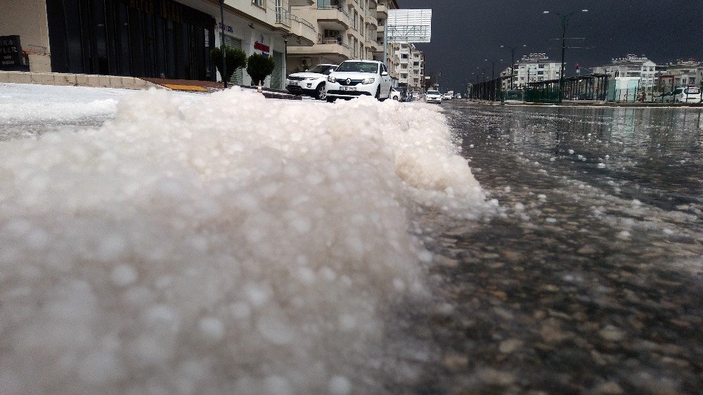 Gaziantep’te Yağmur Ve Dolu Etkili Oldu