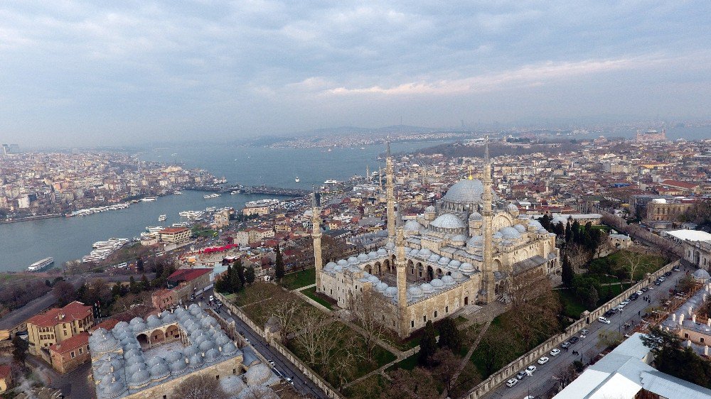 Restore Edilen Süleymaniye Medreseleri Havadan Görüntülendi