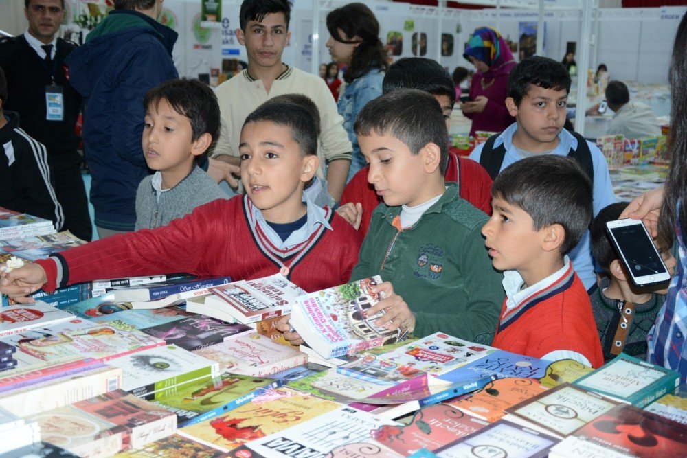 Siirt Kitap Fuarı Dördüncü Gününde De İlgi Gördü