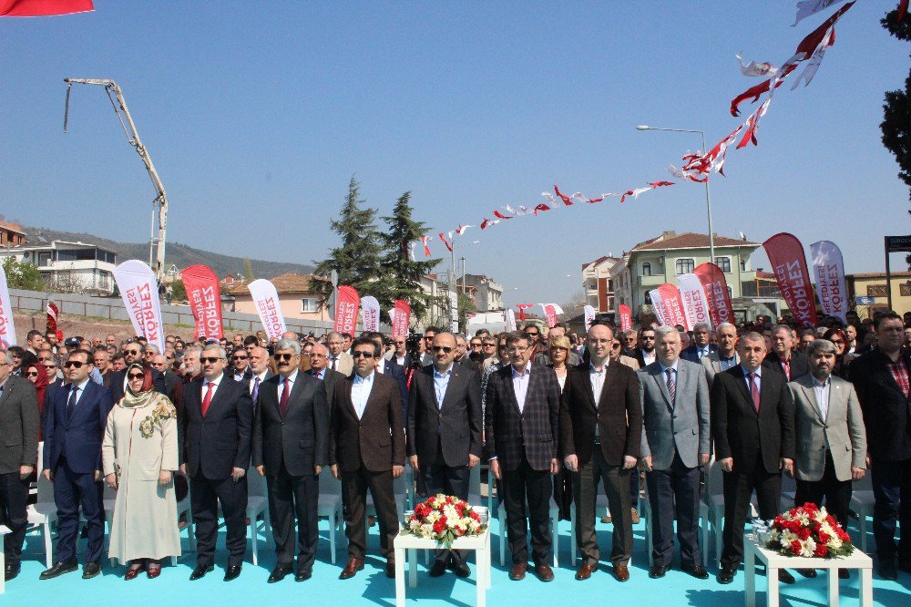 Bakan Işık: “Mühür Milletin Elinde Olduğu Sürece Türkiye’ye Diktatörlük Getirilemez”