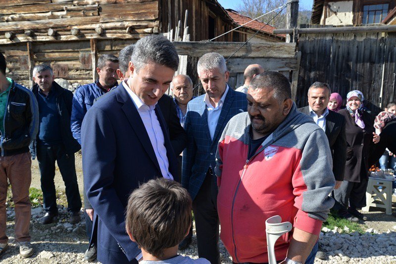 Koah Hastası Yaşlı Kadına Vali Baruş’tan Ziyaret