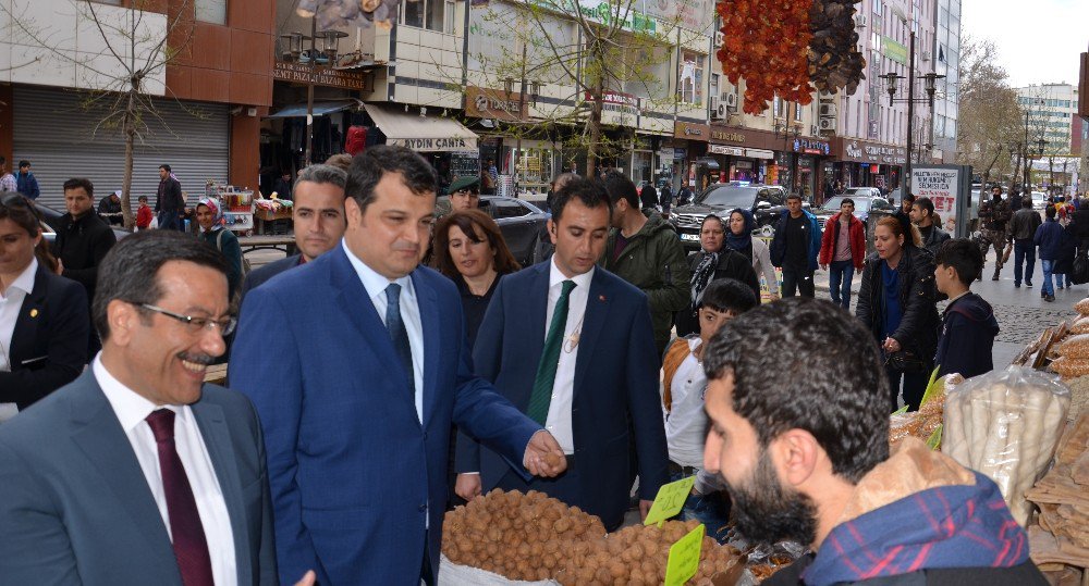 Başkan Atilla Ve Özkan Sur Esnafının Sorunlarını Dinledi