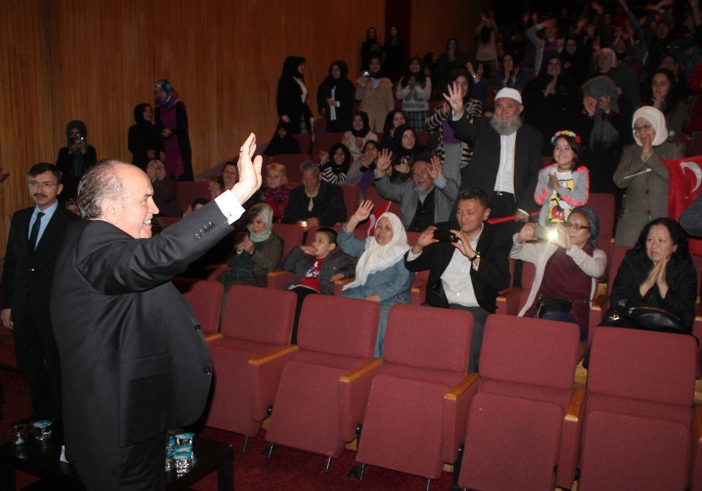 Başkan Topbaş Seçmeni Arayarak Referandumu Anlattı