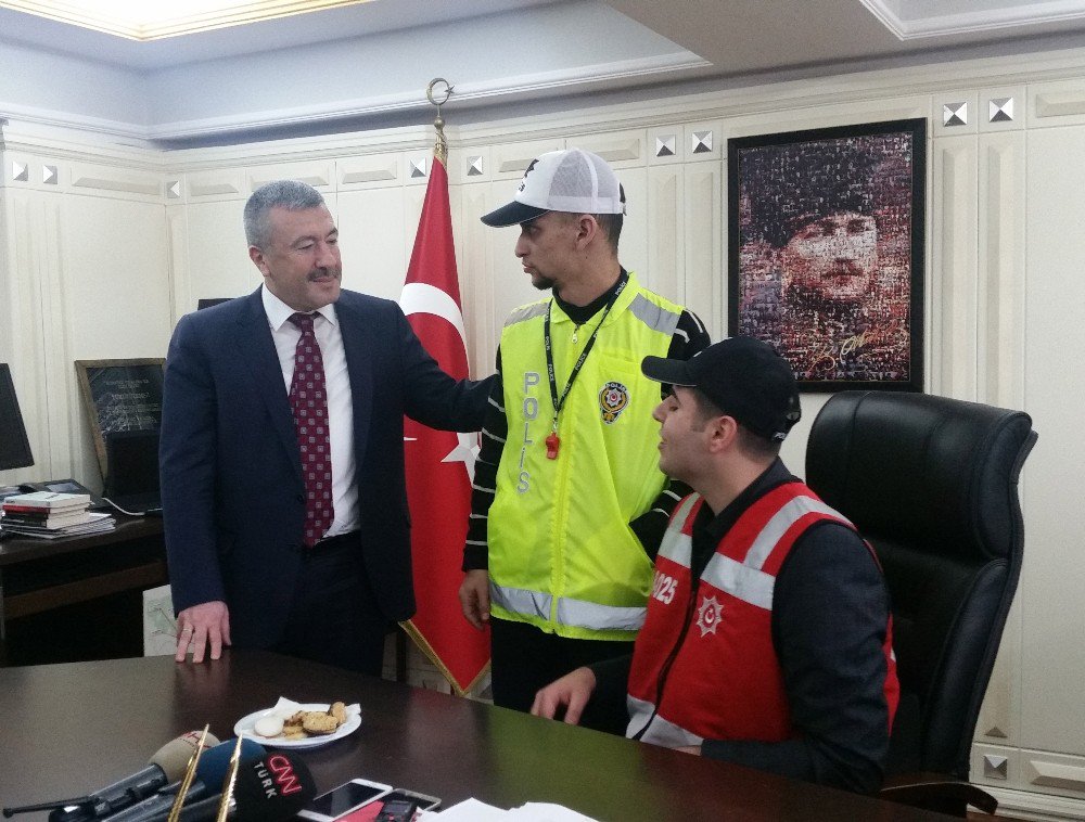 Hayalleri Polis Olmaktı, Bir Günlüğüne Polis Oldular