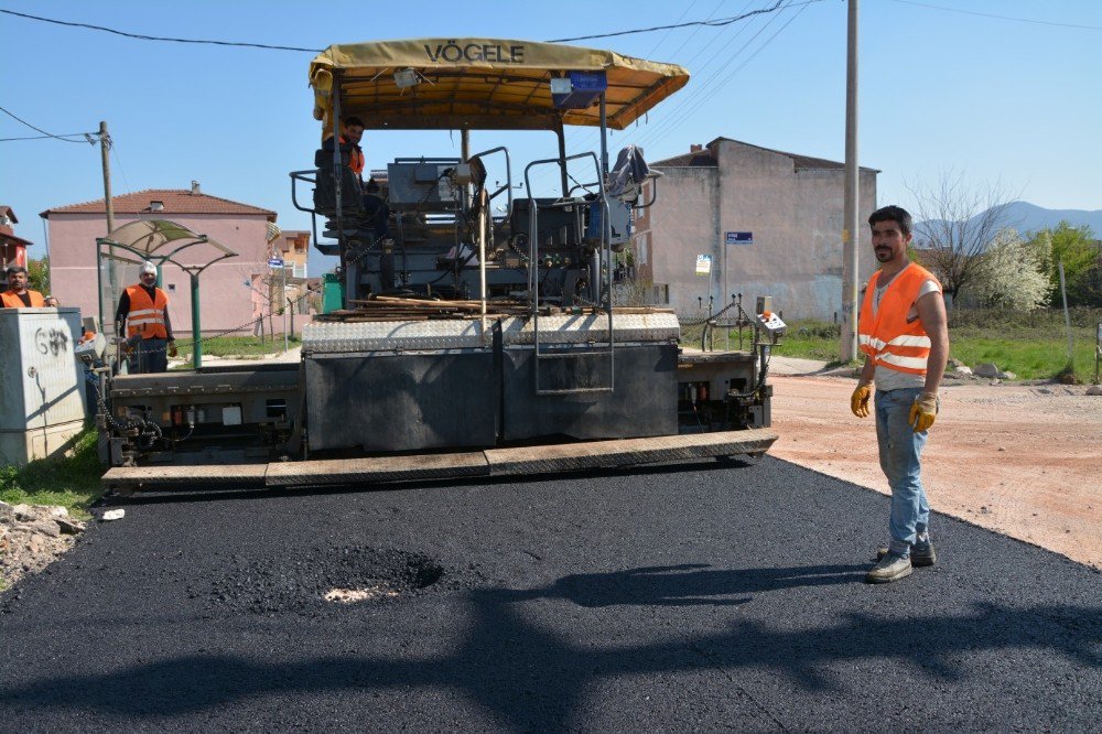 Kartepe’de Alt Ve Üst Yapı Çalışmaları Devam Ediyor