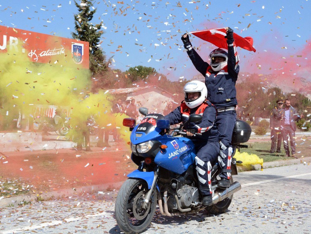 Jandarma Motorize Ekipleri Eğitimlerini Tamamladı