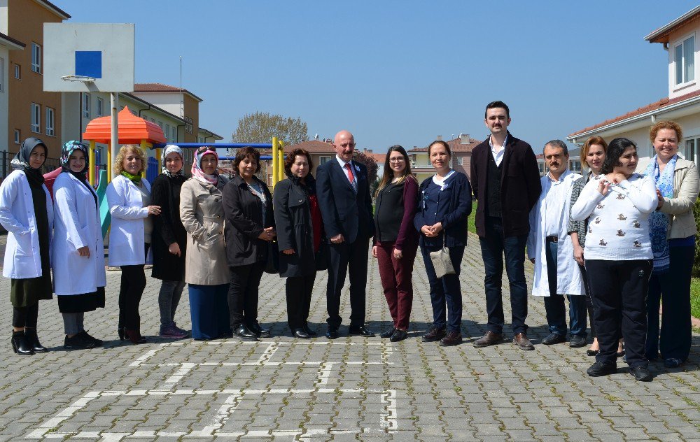 Adatıp Hastanesinden, Sakarya Otizmle Yaşam Derneğine Ziyaret