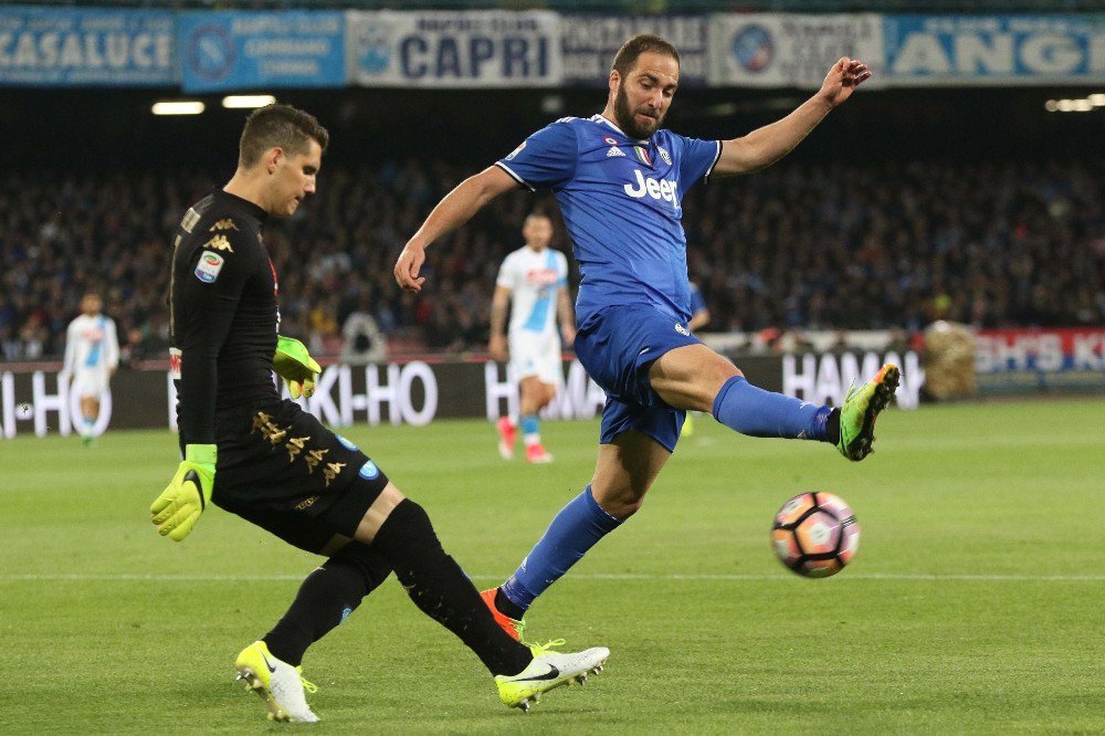 Higuain Görenleri Şaşırttı