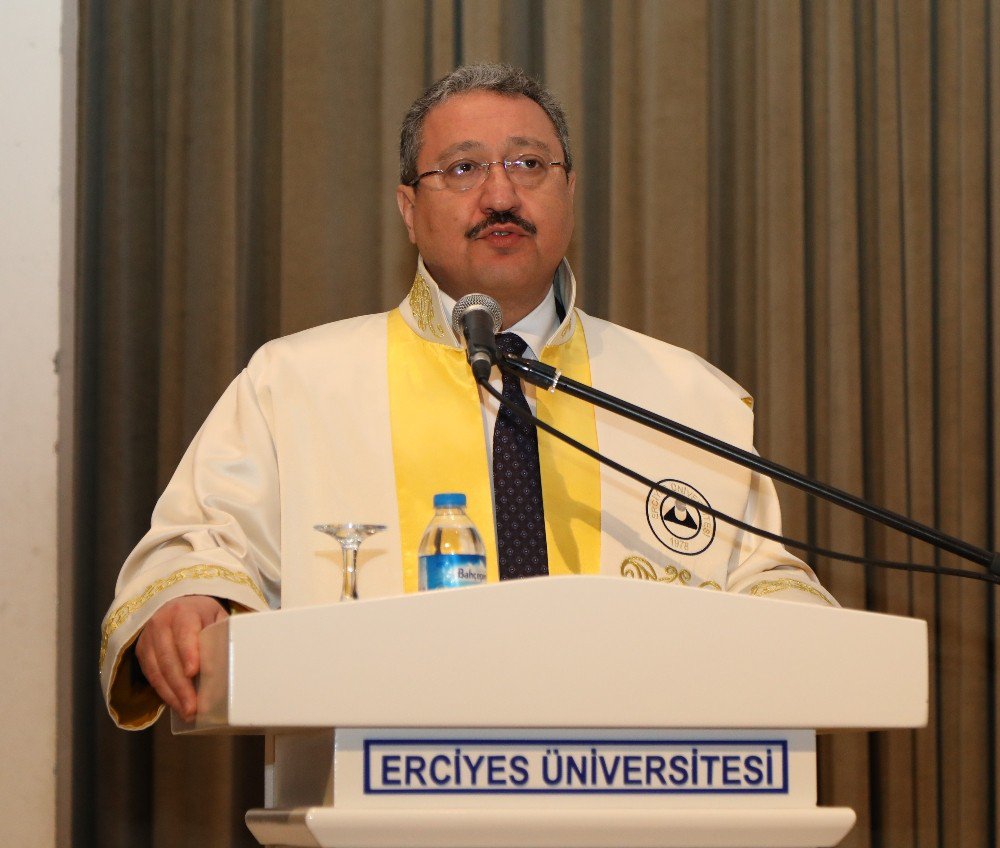 Erü’de ‘Tıp Bayramı’ Töreni Düzenlendi