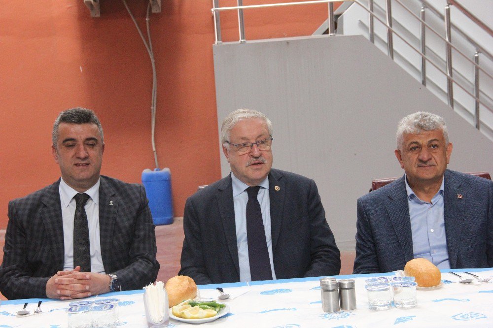 Ak Parti Milletvekili Uzer: "2002-2007 Yılları Arasında Bu Ülkeyi Nasıl Yönettik, Gelin Bize Sorun"