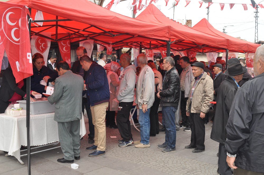 Merhum Alparslan Türkeş Ölüm Yıl Dönümünde Lokma Dağıtıldı