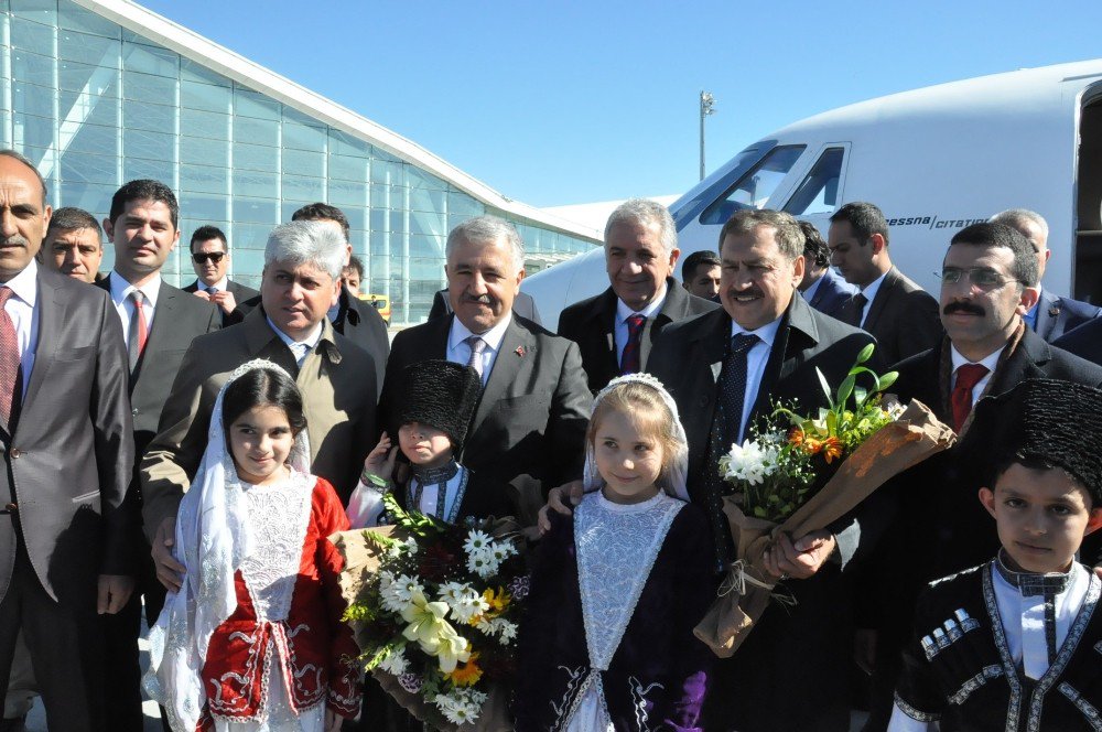 Bakan Arslan Ve Bakan Eroğlu Kars’a