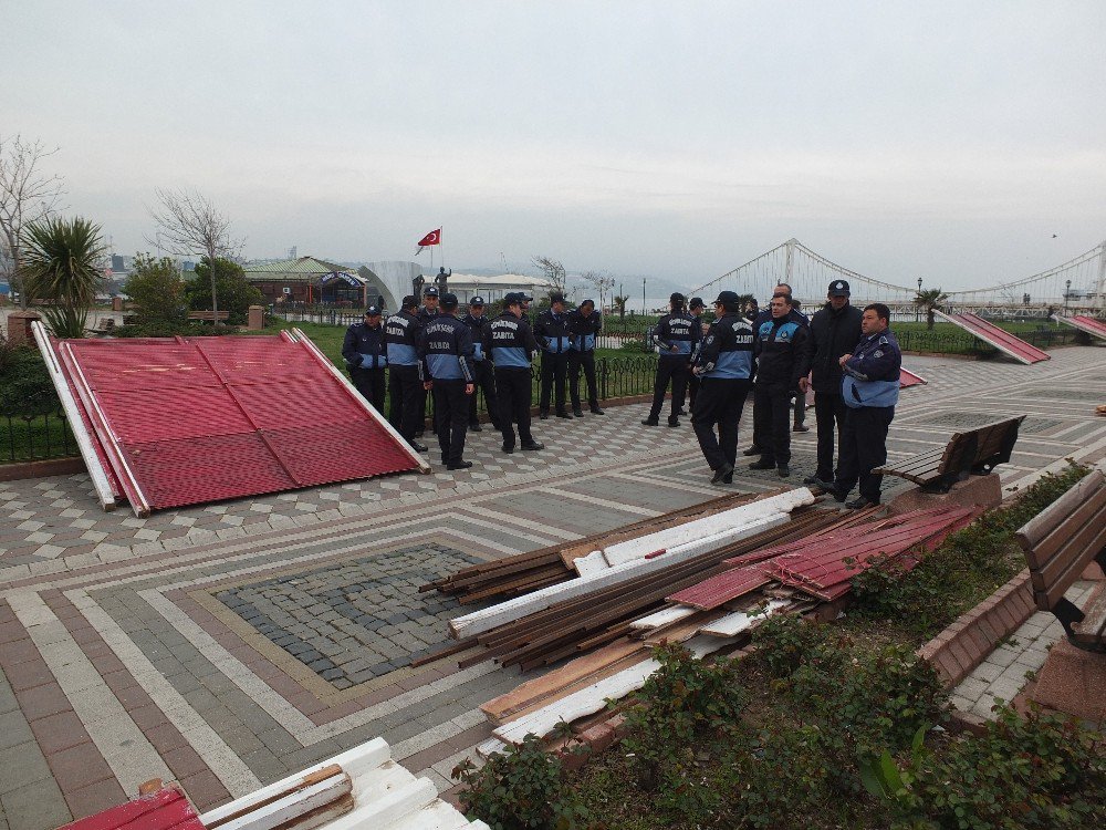 Belediye Başkanı Ve Zabıta Karşı Karşıya Geldi