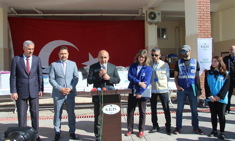 Kilis’teki Suriyelilere Bm Tarafından Gönderilen Yardım Malzemeleri Dağıtıldı