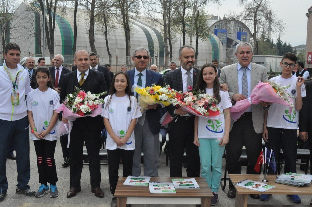 Büyükşehir’in Spor Tır’ı İnegöl’de