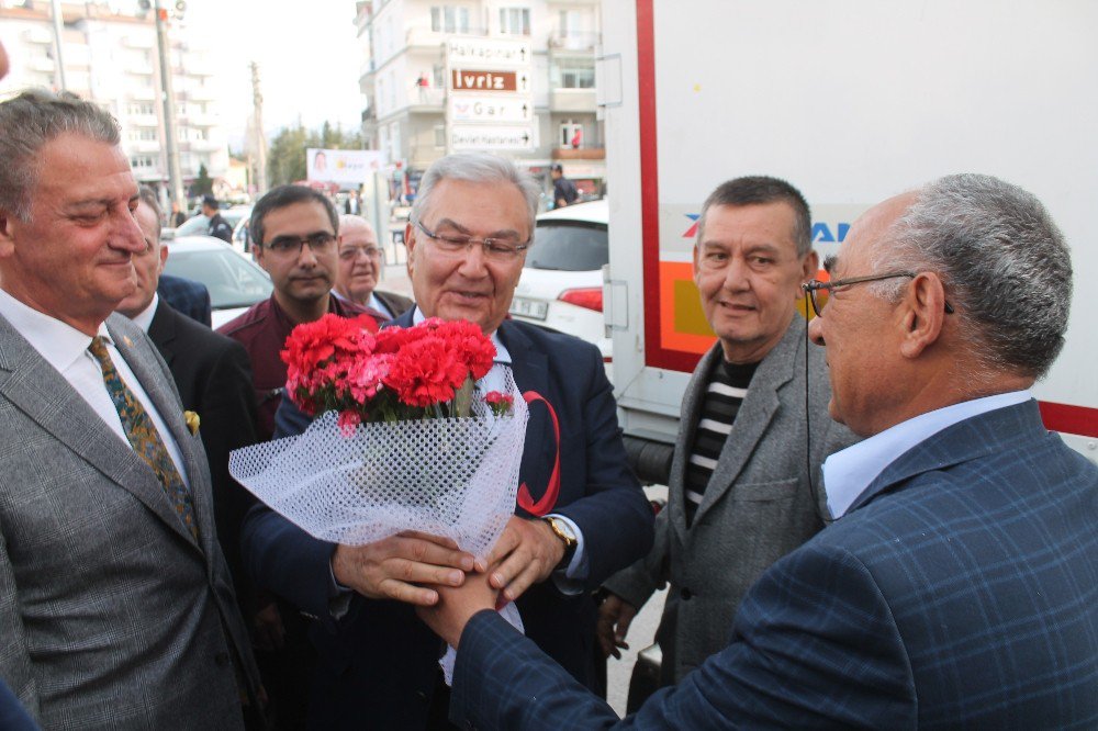 Deniz Baykal Konya’da Referandum Çalışmasına Katıldı