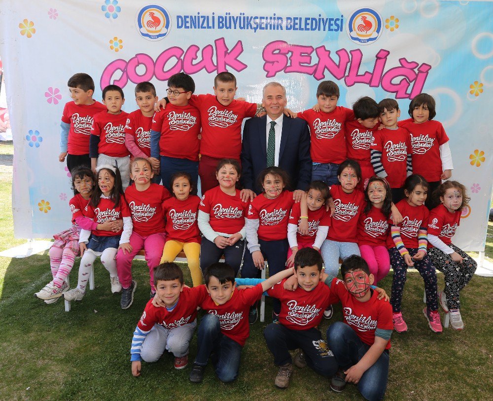 Denizli’de Çocuk Şenliği Çal’a Taşındı