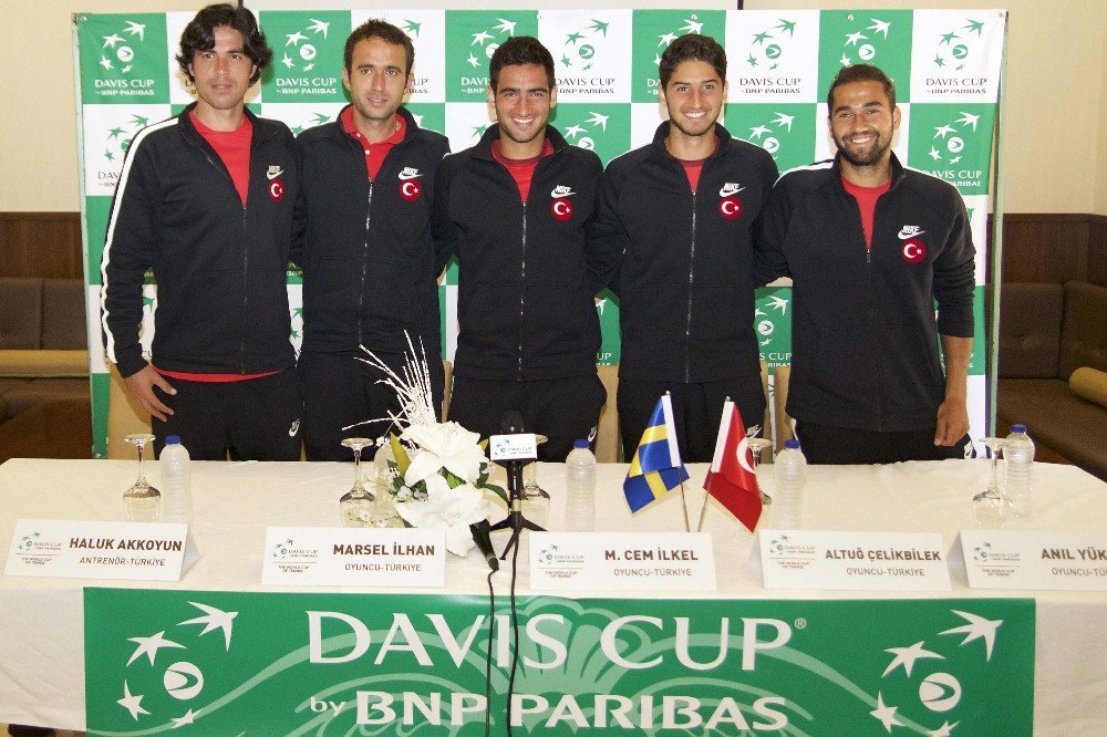 Milli Tenisçiler İsveç Karşısında İddialı