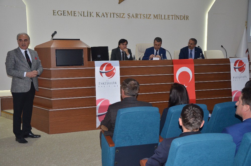 Başkan Bozkurt’tan Büyükşehir Belediyesinin İlçede Çayıra Sondaj Vurduğu İddiası